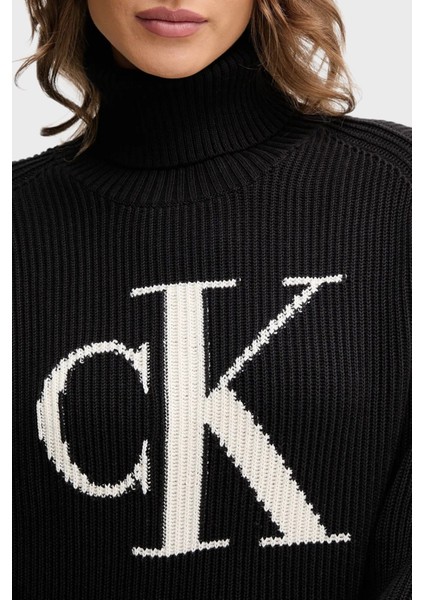 % 100 Pamuk Loose Fit Balıkçı Yaka Logolu Kazak LV047D349GUB1 Bayan Kazak LV047D349G Ub1 fırsatları