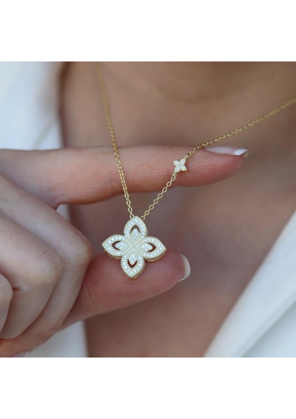 Alhambra Model Zirkon Taşlı Gold Kaplama Gümüş Kolye fiyatları