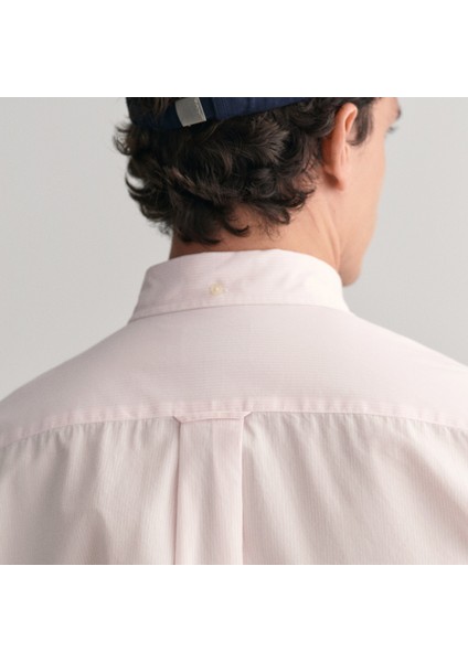 Erkek Pembe Regular Fit Çizgili Düğmeli Yaka Gömlek indirimleri