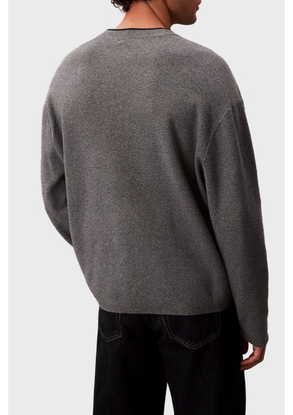 Kabartmalı Logolu Regular Fit Sıfır Yaka Kazak LV04RD300GP7E Erkek Kazak LV04RD300G P7E modelleri