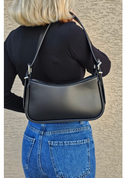 Siyah Kadın Baget Omuz Çantası modelleri