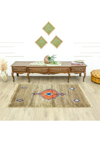 Arila Ilkel Tasarımlı Tülü Halı 102X172 cm fiyatları