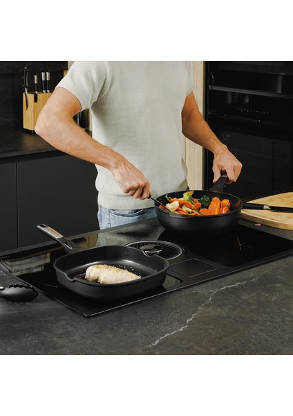 Leo Phantom Yapışmaz Wok Tava 28 cm fiyatları