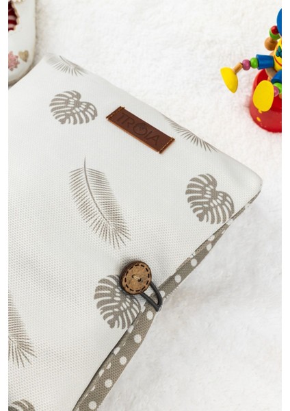 Gri Hayvan Desenli Pamuk Bebek Alt Açma ve Bakım Çantası Organizer 19x22 cm – Leke Tutmaz, Makinede Yıkanabilir