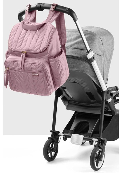 Pembe Sırt Çantası – Su Geçirmez, BPA ve Fitalat İçermeyen, Çok Bölmeli, 40,6×20,3×35,6 cm, Günlük ve Seyahat Kullanımına Uygun modelleri