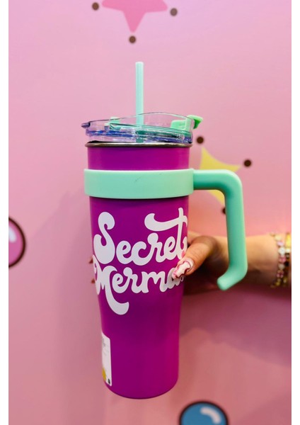 Sweet Funk Serisi Pipetli Büyük Kapasiteli Bardak (1600ML)