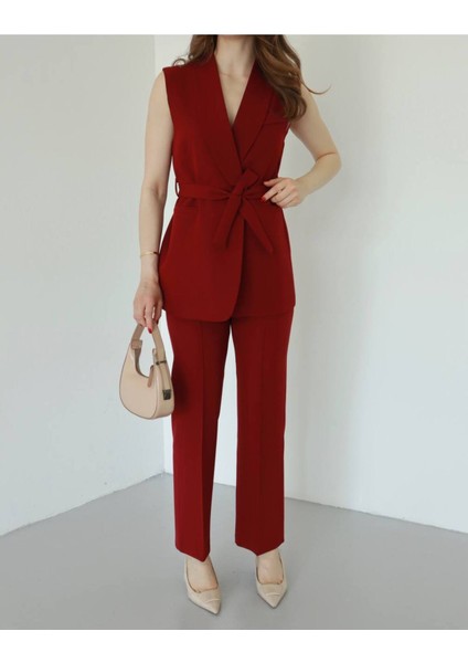 Kuşaklı Yelekli Ikili Blazer Takım