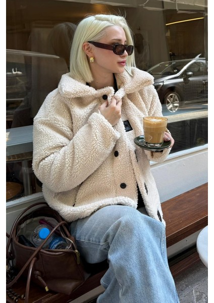 Bej Deri Detaylı Kadın Peluş Mont MG2485 modelleri
