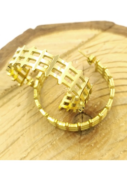 Gold Renk Figürlü Çelik Küpe