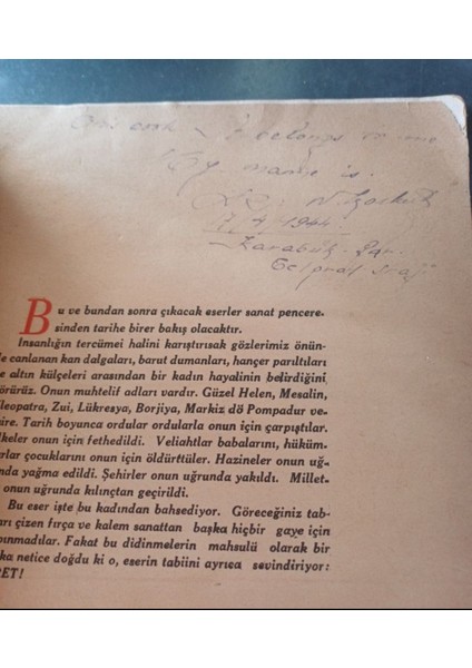 Taclı Fahıseler 1944 Basım Resat Ekrem Cok Nadir Kapak Kenarinda Kucuk Yipranma Var Harici Sayfalar Eksiksiz Temiz