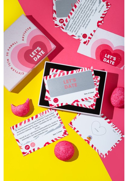 Let’s Date 18+ Çiftler İçin Romantik Aktivite Kartları – 35 Görevli Aşk ve Eğlence Temalı Strateji & Parti Oyunu
