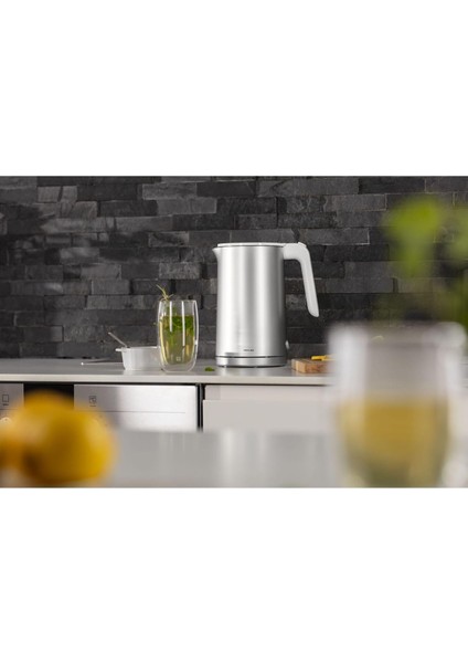 Enfinigy Su Isıtıcısı 1,5 L, 1.550 – 1.850 W, Otomatik Kapanma, Çift Duvarlı Gövde, Paslanm fırsatları