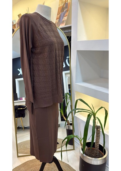 1350 Kazayağı Merserize Etekli Takım Kahve fiyatları