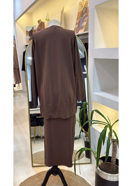 1350 Kazayağı Merserize Etekli Takım Kahve modelleri