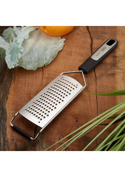 Graphite Paslanmaz Çelik El Rendesi 32X6,4 cm fiyatları