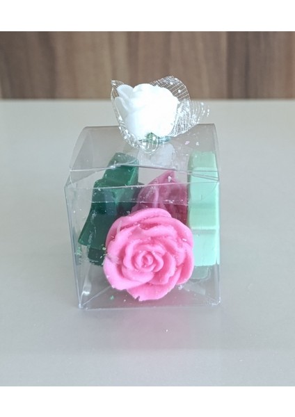 Gül ve Yıldız Görünümlü Kokulu Yeşil Pembe Doğal Dekoratif Mum modelleri