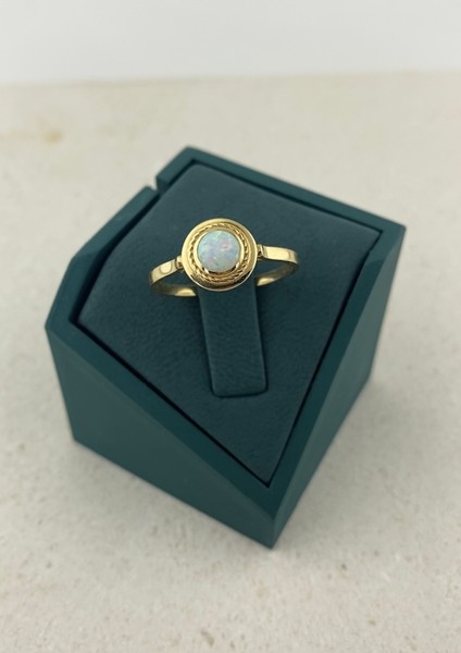 14 Ayar Altın Mistik Oval Opalit Taşlı Yüzük