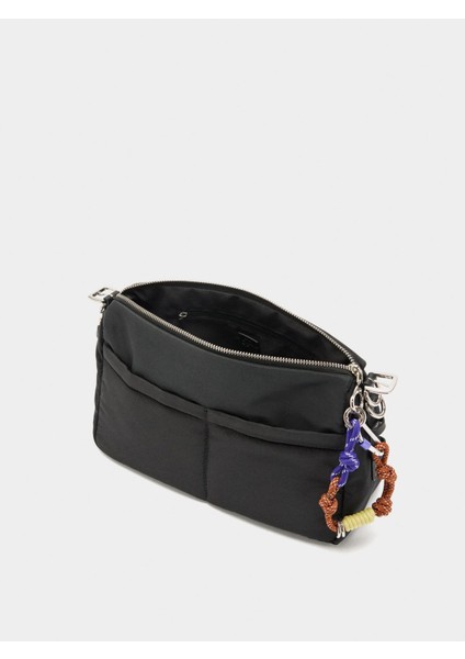 Charm'lı Teknik Kumaş Çapraz Çanta fırsatları