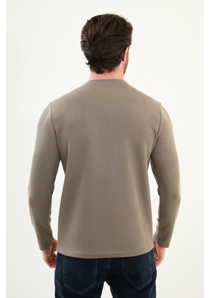 Desenli Slim Fit Bisiklet Yaka Uzun Kollu Erkek T-Shirt modelleri