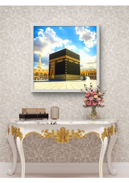 Kâbe-I Muazzama LED Tablo – 60X60 cm | Sıva Üstü Montajlı, Tak-Çalıştır Sistem, Arapuarlı