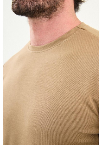 Desenli Slim Fit Bisiklet Yaka Uzun Kollu Erkek T-Shirt fiyatları