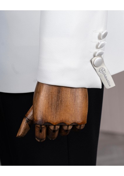 Italyan Stil Slim Fit Şal Yaka Taşlı Ceket Pantolon Damatlık Set Beyaz T14550 fırsatları