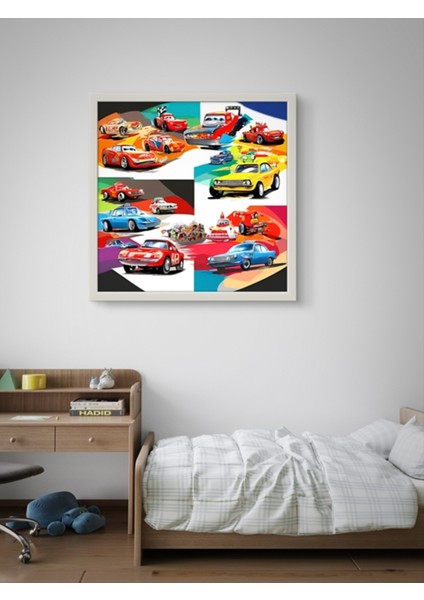 Çılgın Arabalar Serisi LED Tablo – 60X60 cm | Sıva Üstü Montajlı, Tak-Çalıştır Sistem