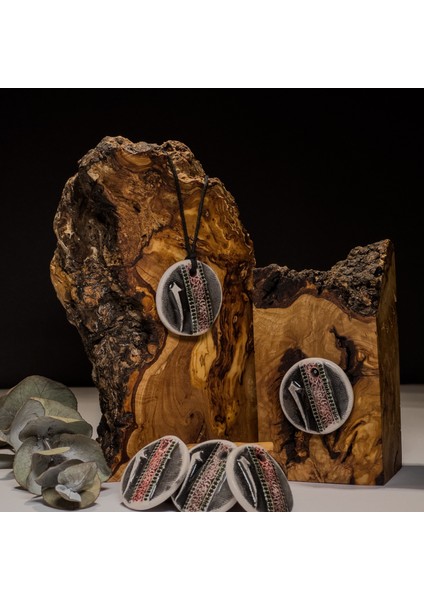 Elif Harfli Seramik Kolye – Stres ve Denge Kolyesi indirimleri