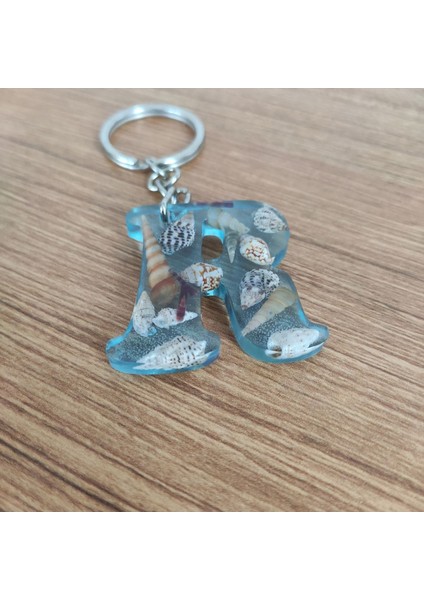 "r" Harfi - Açık Mavi Deniz Epoksi Harf Anahtarlık – Gerçek Deniz Kabuğu, El Yapımı, Benzersiz indirimleri