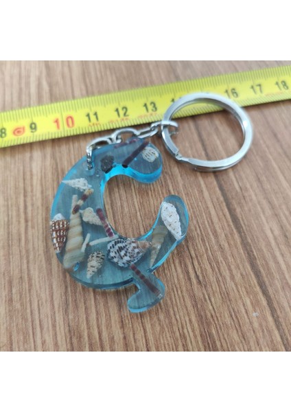 "ç" Harfi - Açık Mavi Deniz Epoksi Harf Anahtarlık – Gerçek Deniz Kabuğu, El Yapımı, Benzersiz modelleri