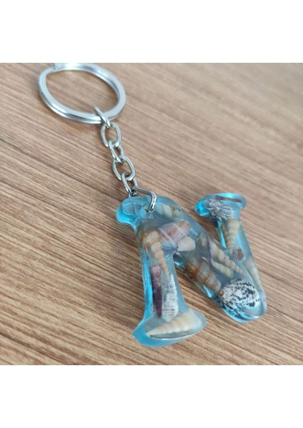 "n" Harfi - Açık Mavi Deniz Epoksi Harf Anahtarlık – Gerçek Deniz Kabuğu, El Yapımı, Benzersiz fırsatları