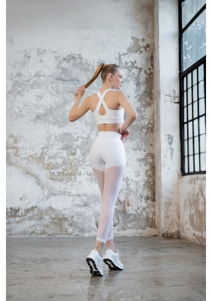 Dar Kesim Ekstra Yüksek Bel Tül Detaylı Siyah Spor Tayt fırsatları