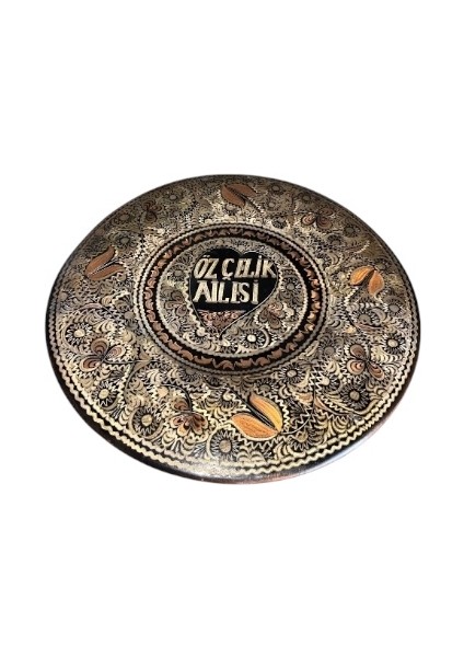 Özçelik Ailesi Yazılı Lale Çiçek Motifli El Işi Bakır Tabak Duvar Süsü