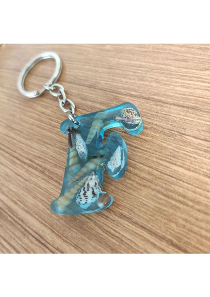 "f" Harfi - Açık Mavi Deniz Epoksi Harf Anahtarlık – Gerçek Deniz Kabuğu, El Yapımı, Benzersiz fiyatları