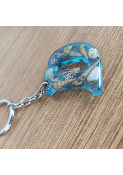 "d" Harfi - Açık Mavi Deniz Epoksi Harf Anahtarlık – Gerçek Deniz Kabuğu, El Yapımı, Benzersiz fırsatları