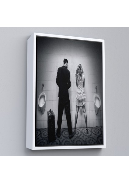 Çerçeveli Dekoratif Kanvas Tablo, Pisuvara Işeyen Çift TABLOSU-7890 fırsatları