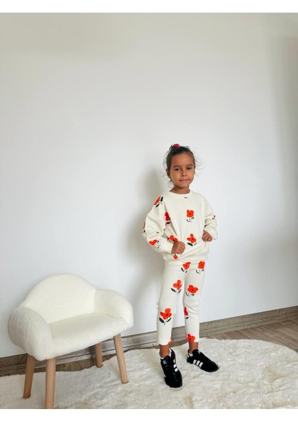 Kız Çocuk Pamuklu Ekru Kırmızı Çiçek Desenli Sweatshirt ve Tayt Takım - Günlük Konforlu Stil modelleri