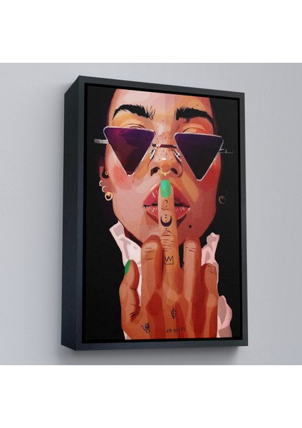 Çerçeveli Dekoratif Kanvas Tablo, Parmak Işareti Yapan Kadın TABLO-7747