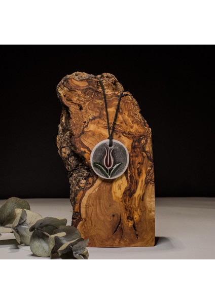 Lale Desenli Seramik Kolye – Stres ve Denge Kolyesi