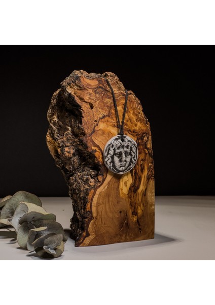 Mitolojik Yüz Seramik Kolye – Stres ve Denge Kolyesi fiyatları