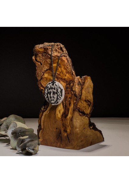 Mitolojik Yüz Seramik Kolye – Stres ve Denge Kolyesi modelleri