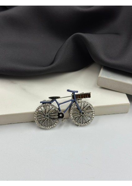 Mavi Mineli Taşlı Bisiklet Figürlü Broş Yaka Iğnesi