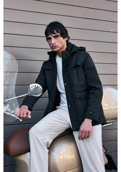 Erkek Siyah Pamuk Polyester Karışımlı Kürklü Çıkartılabilir Kapüşonlu Mont&kaban fırsatları