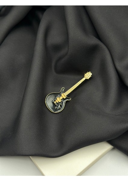 Siyah Mineli Elektro Gitar Figürlü Broş Yaka Iğnesi fırsatları