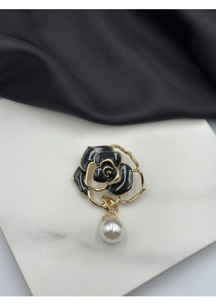 Siyah Mineli Gül Sallantılı Inci Detaylı Broş Yaka Iğnesi modelleri