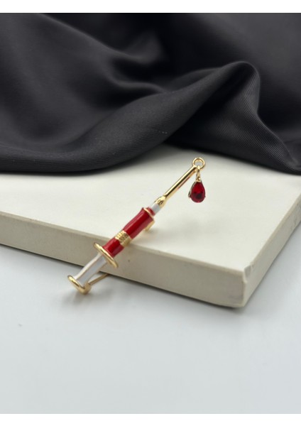 Kırmızı Şırınga Iğne Sağlık Konseptli Hemşire Broş Yaka Iğnesi