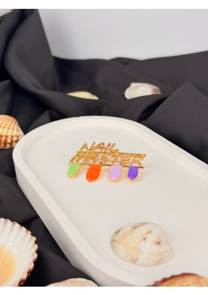Nail Master Tırnak Tasarımcı Tasarım Meslek Broş Yaka Iğnesi fırsatları
