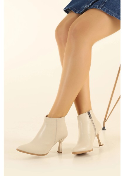 Sivri Burun 8 cm İnce Topuklu Bej Kadın Bot TMD202501 modelleri
