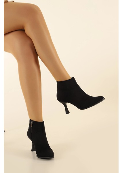 Siyah Süet Sivri Burun 8 cm İnce Topuklu Kadın Bot TMD202501