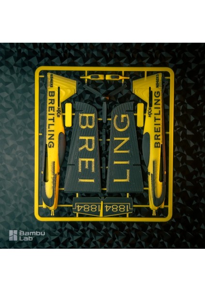 Mxs-R Breitling Uçak Model Kiti – Akrobasi Tutkunlarına Özel! modelleri